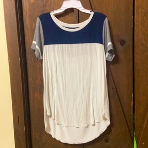 hollister soft tshirt